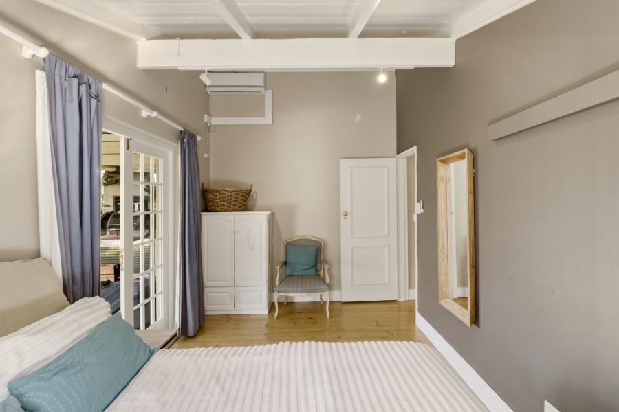 6 Bedroom Property for Sale in La Concorde Western Cape
